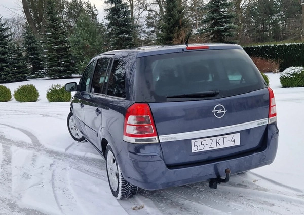 Opel Zafira cena 19777 przebieg: 218000, rok produkcji 2011 z Krynki małe 326